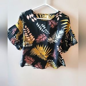 Fashion women blouse with ruffled sleeve